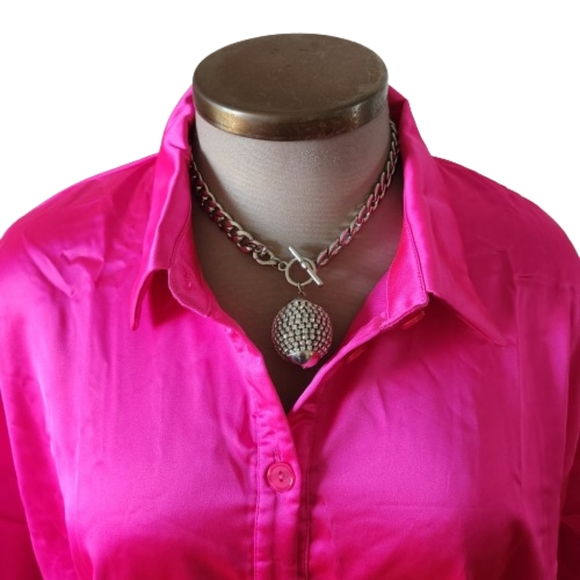 HOT PINK ☆ BOXY STYLE ☆ SATIN ☆ SHORT SLEEVE TOP ☆ NWT - Picture 3 of 9